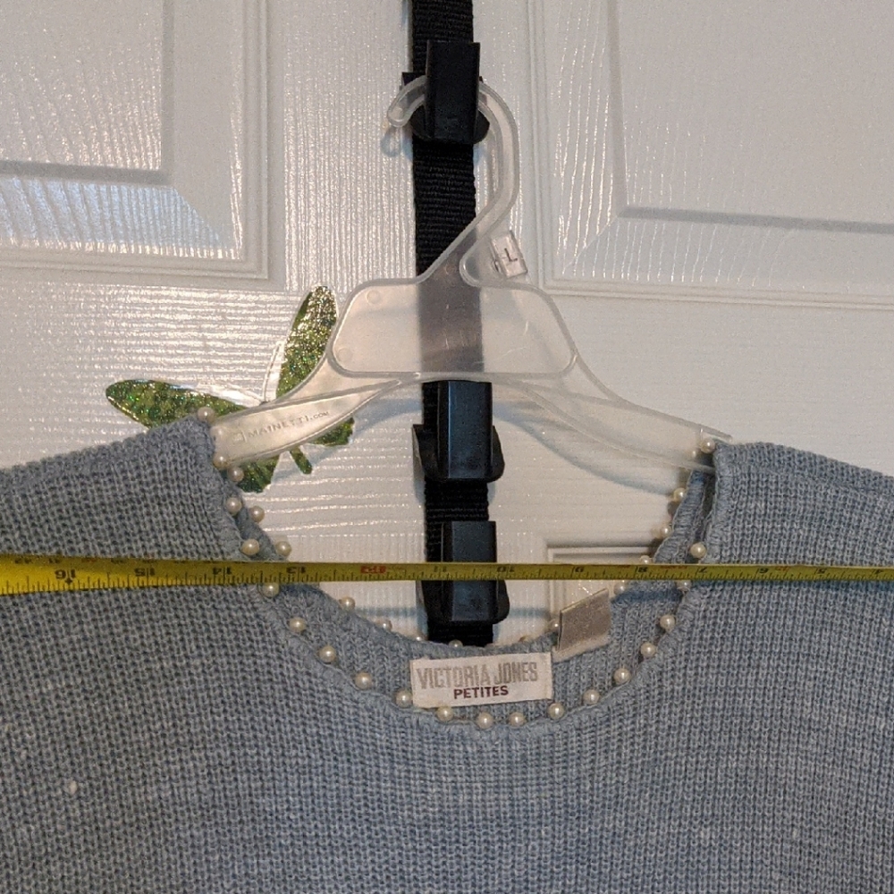 Victoria Jones Woman Gray Top with Pearl Accents - Picture 2 of 8